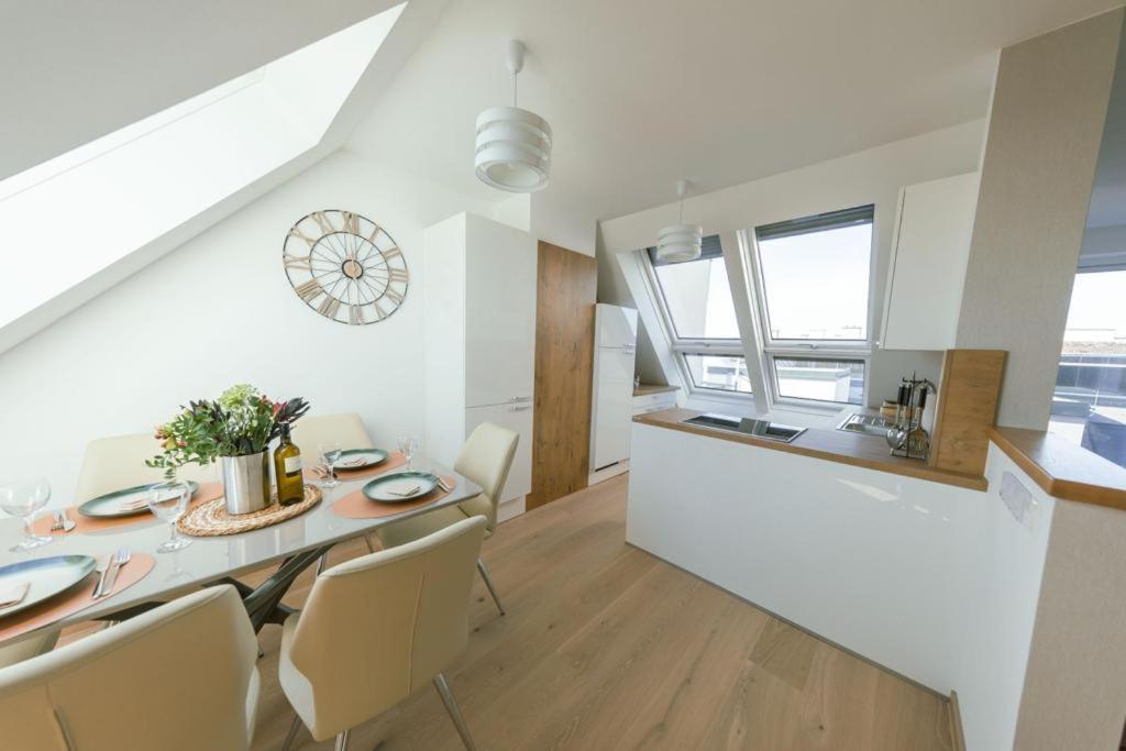 New Design Penthouse And *